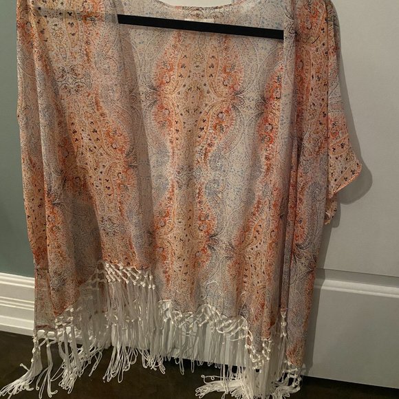 Garage Silky Shawl - Picture 2 of 3